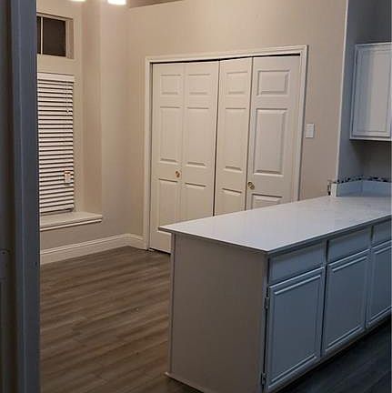 5th image of 210 Chamblin Dr
