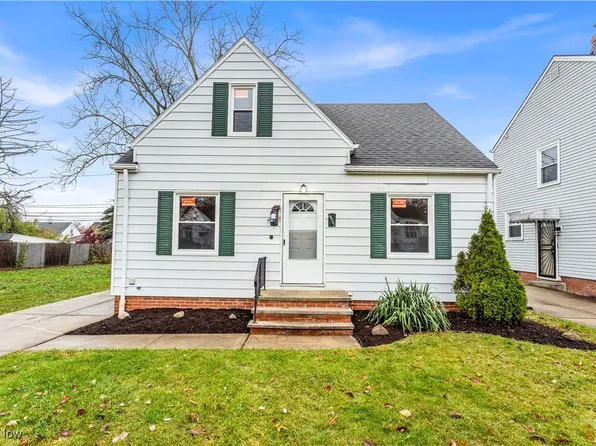 14505 Kennerdown Ave, Maple Heights, OH 44137