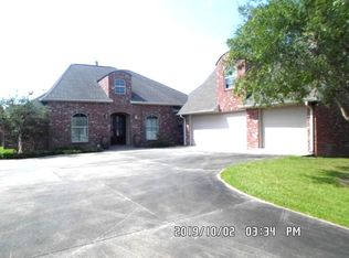 306 Riverside Dr, Berwick, LA 70342