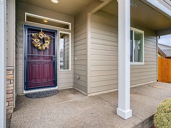 4th image of 15304 NE 13th Cir