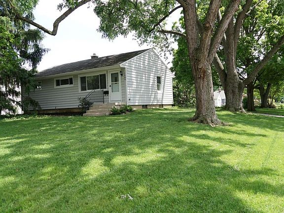 2nd image of 1085 Pauline Ave