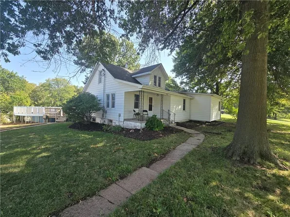 2006 Eastridge Dr, Excelsior Springs, MO 64024