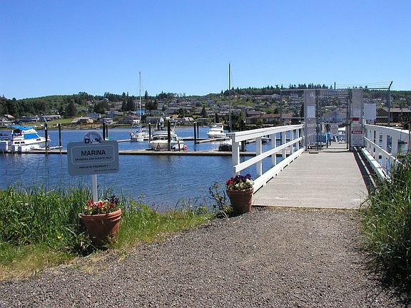 Community Marina
