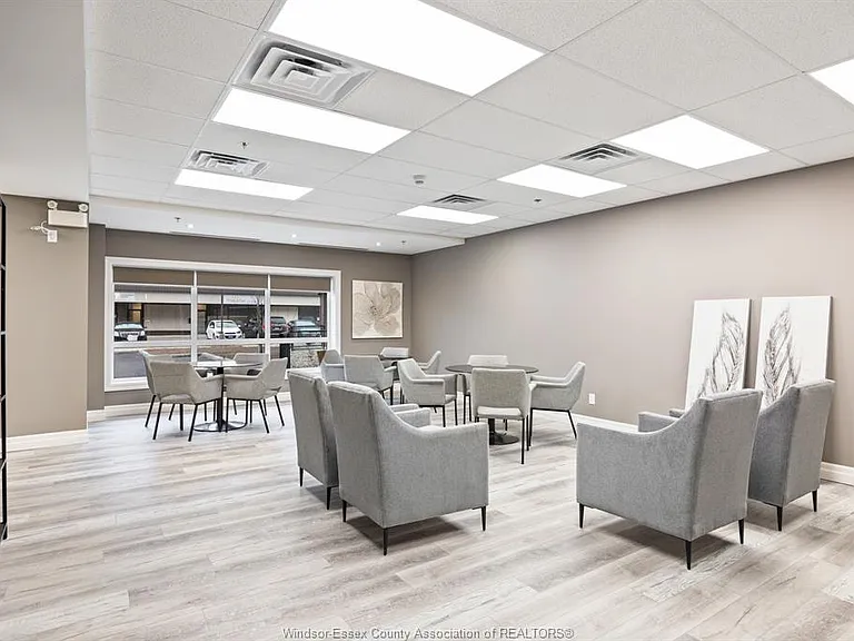 11870 Tecumseh Rd E #511 — Photo 32