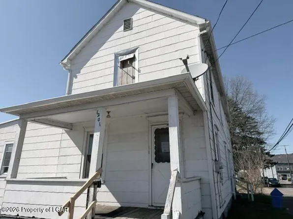 1201 4th Ave, Berwick, PA 18603