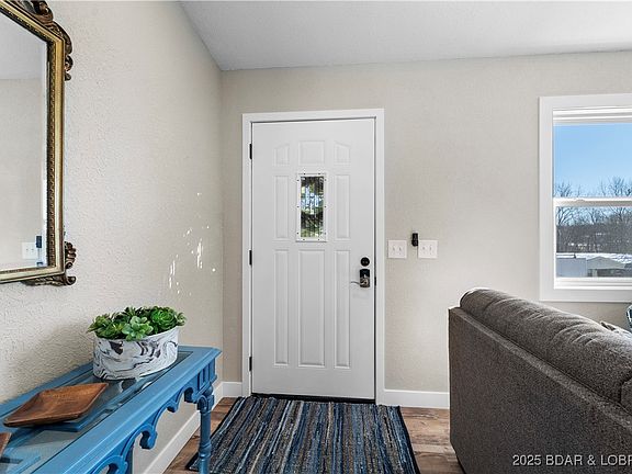2nd image of 576 Jamie Dr