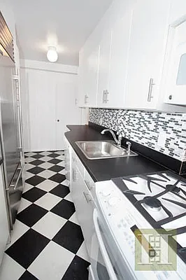 Rented by Halstead Real Estate | media 42