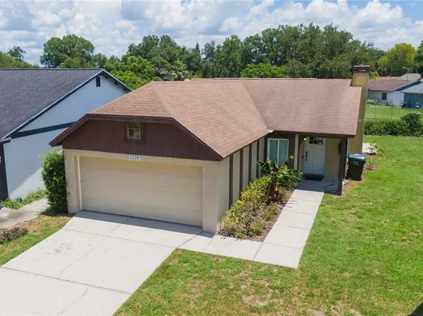 2228 Buttercup Ct, Lakeland, FL 33801