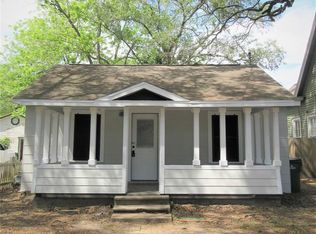 506 W Blum St, Alvin, TX 77511
