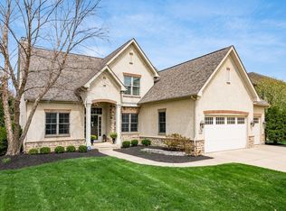 4433 Village Club Dr, Powell, OH 43065