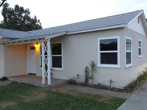 4th image of 14990 Orchid Ave