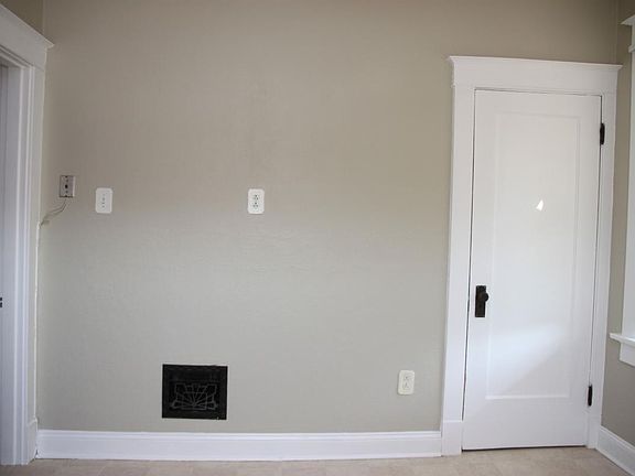 4th image of 5346 Loughborough Ave #A