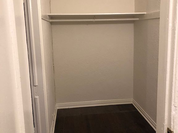 5th image of 554 S Hobart Blvd #107