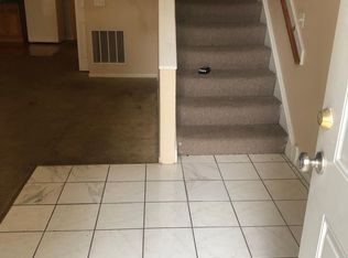 3248 W Walnut St #2, Chicago, IL 60624