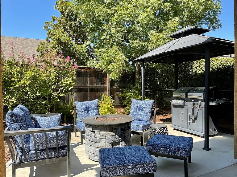 4067 Chessa Ln — Photo 2