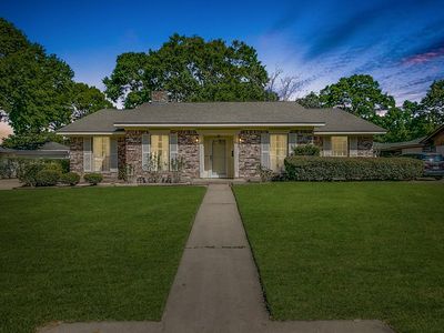 908 Country Club Dr, Richmond, TX, 77469