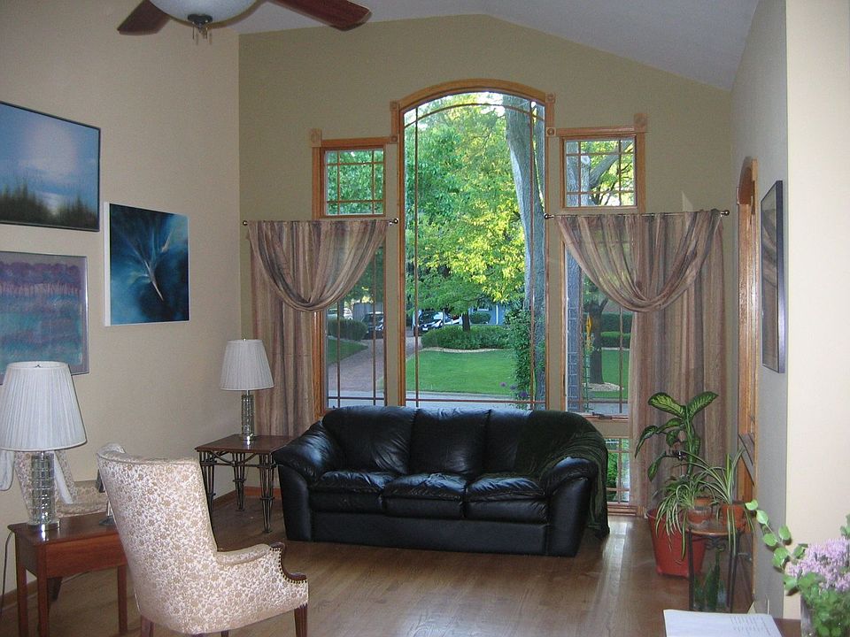 Living room with soaring windows