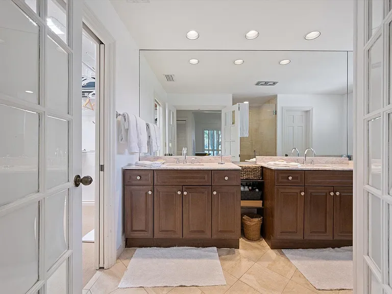 11875 Pebblewood Dr #201 — Photo 26