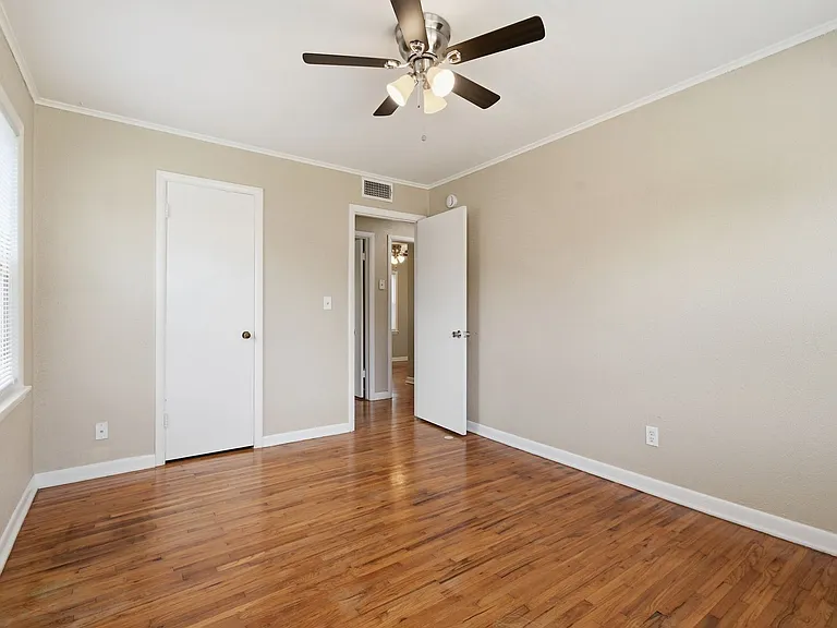 476 S 79th East Ave — Photo 18