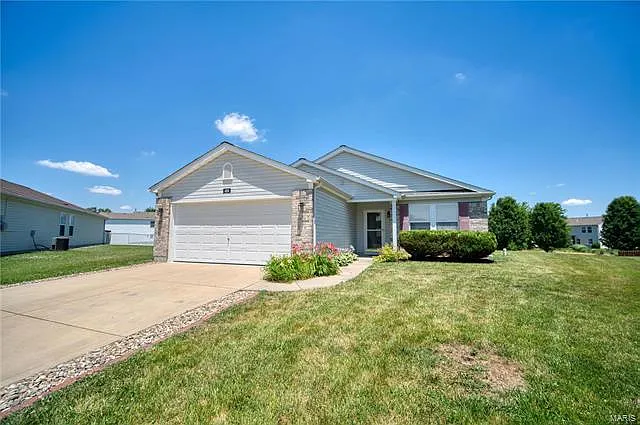 404 Summit Oaks Cir photo 1