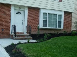 3526 Glencairn Rd, Shaker Heights, OH