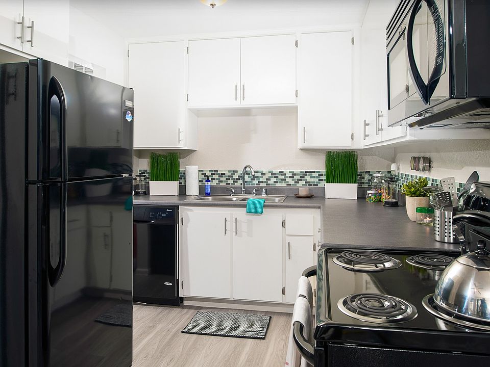 3170 University Crest Apts Apartment Rentals Riverside, CA Zillow