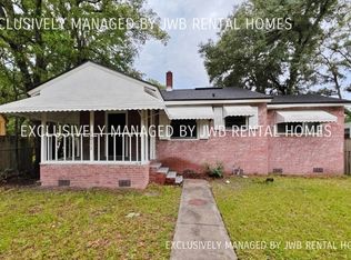 1011 Westbrook Cir E, Jacksonville, FL 32209