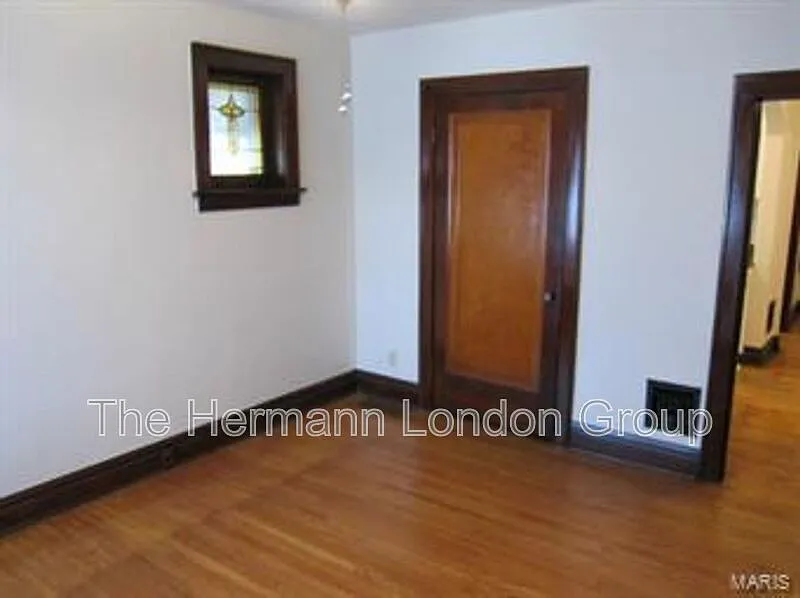 1 bed, 1.0 bath, 675 sqft, $850 — Photo 2