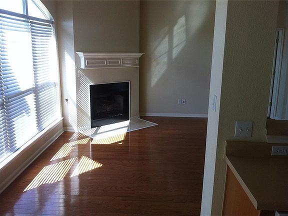5th image of 4218 Bent Wood Ct