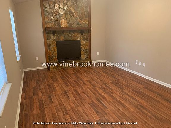 2nd image of 2847 Brentway Dr