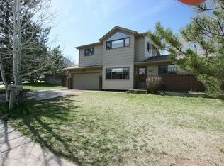 1327 Scrub Oak Cir, Boulder, CO 80305