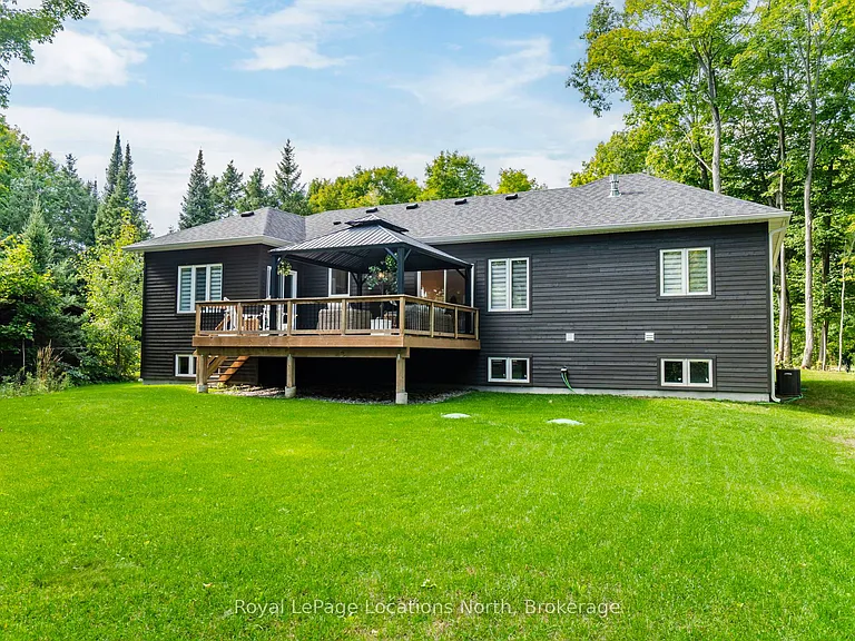 15 Pinecone Ave — Photo 45