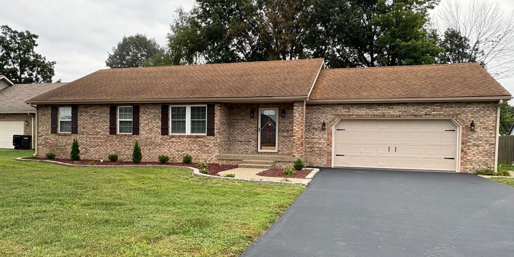 143 N Chipaway Ln - Property Image