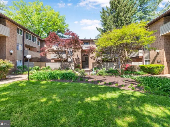 19321 Club House Rd APT 301, Montgomery Village, MD 20886