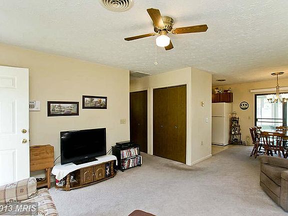 4th image of 348 Opequon Ave