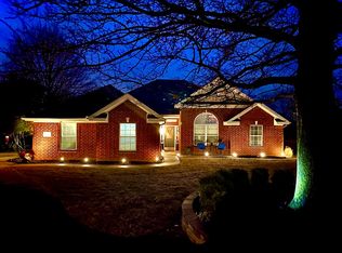 1967 Lancaster Dr, Springdale, AR 72762