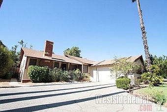2nd image of 8115 Variel Ave