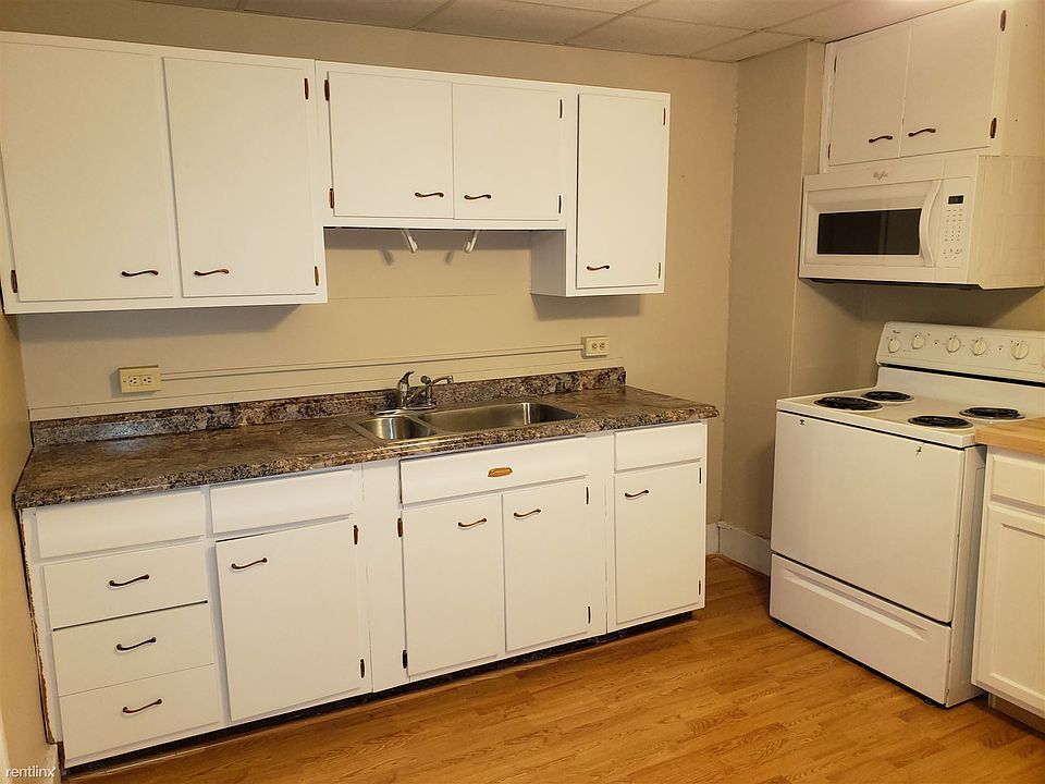 528 #3 kitchen 5