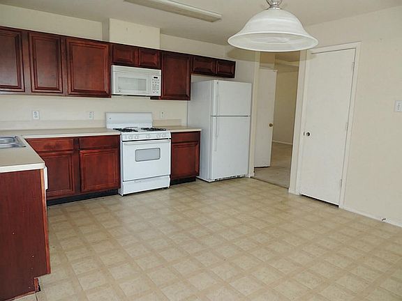 5th image of 1422 Pennyroyal Ct