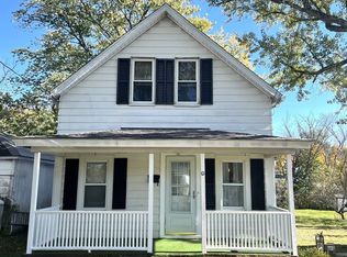 12 Paine St, Bellingham, MA 02019