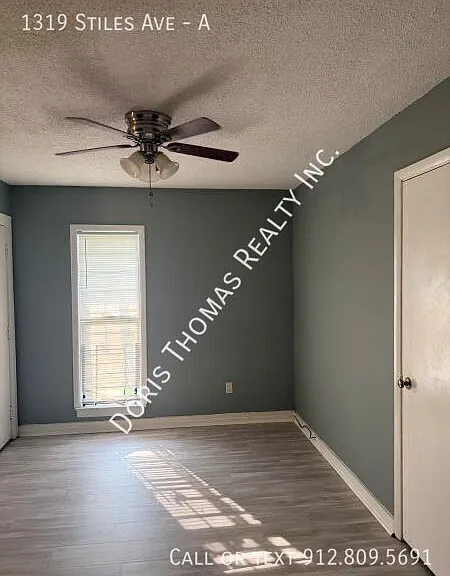 1319 Stiles Ave #A — Photo 3