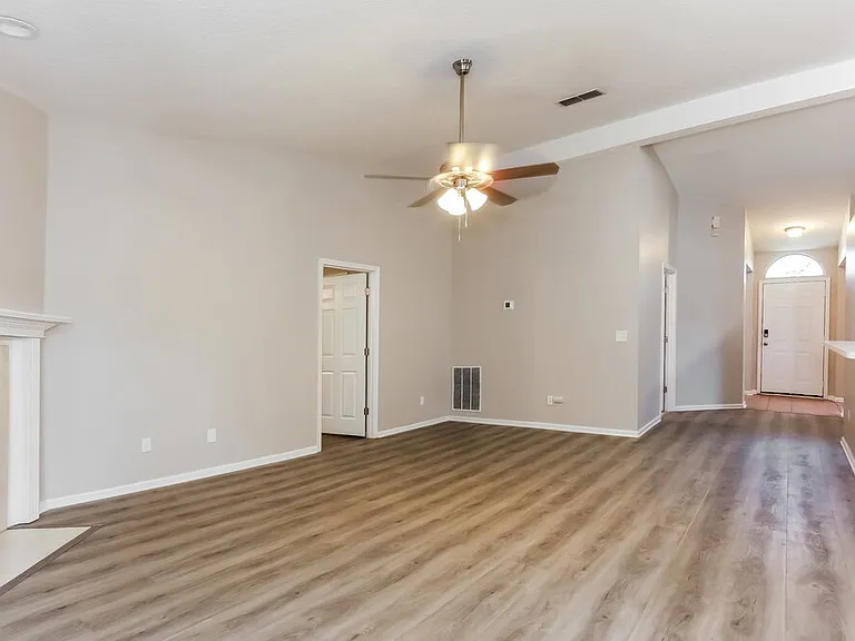 11970 Canterwood Dr — Photo 6