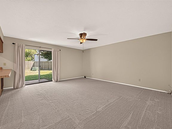 5th image of 17611 Ten Curves Ct