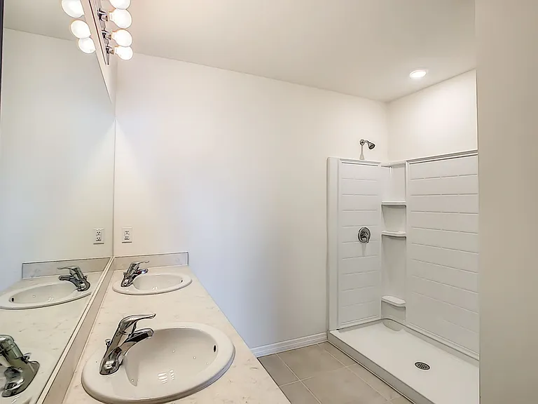 4203 Manatee Ln — Photo 32