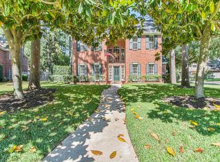 14802 Forest Lodge Cir, Houston, TX 77070