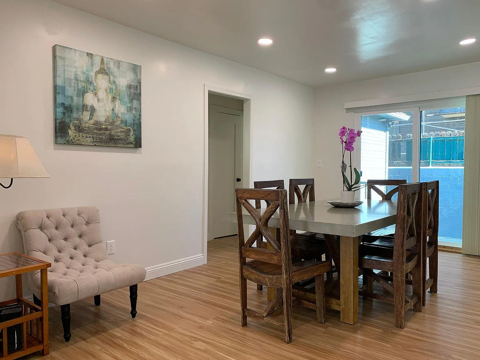 540 N Harvard Blvd — Photo 4