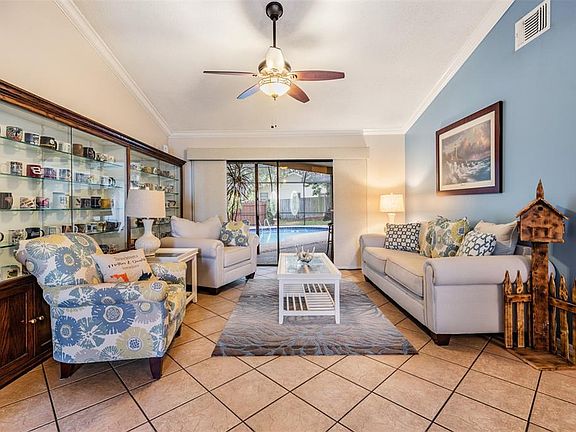 5th image of 5034 Lake Valencia Blvd E