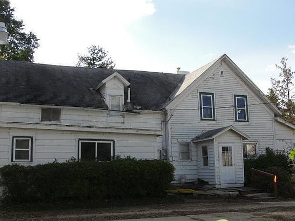 4th image of 22935 Rum River Blvd NW