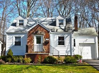 12 Meadow St, Demarest, NJ 07627