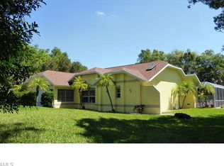 412 Dayton Ave, Lehigh Acres, FL 33972